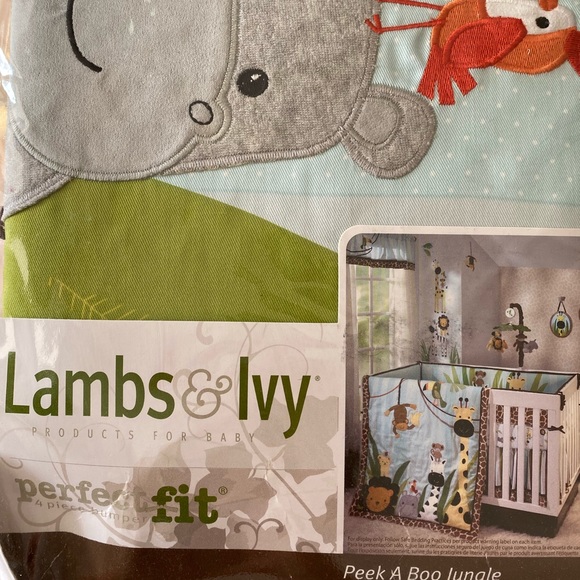 Lambs and Ivy Other Nwt Lambs And Ivy 4 Piece Peek A Boo Jungle